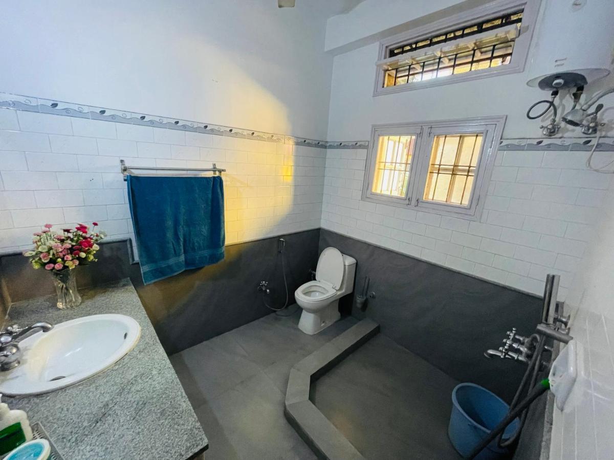 The Choudhury Manor Homestay Guwahati Exterior foto